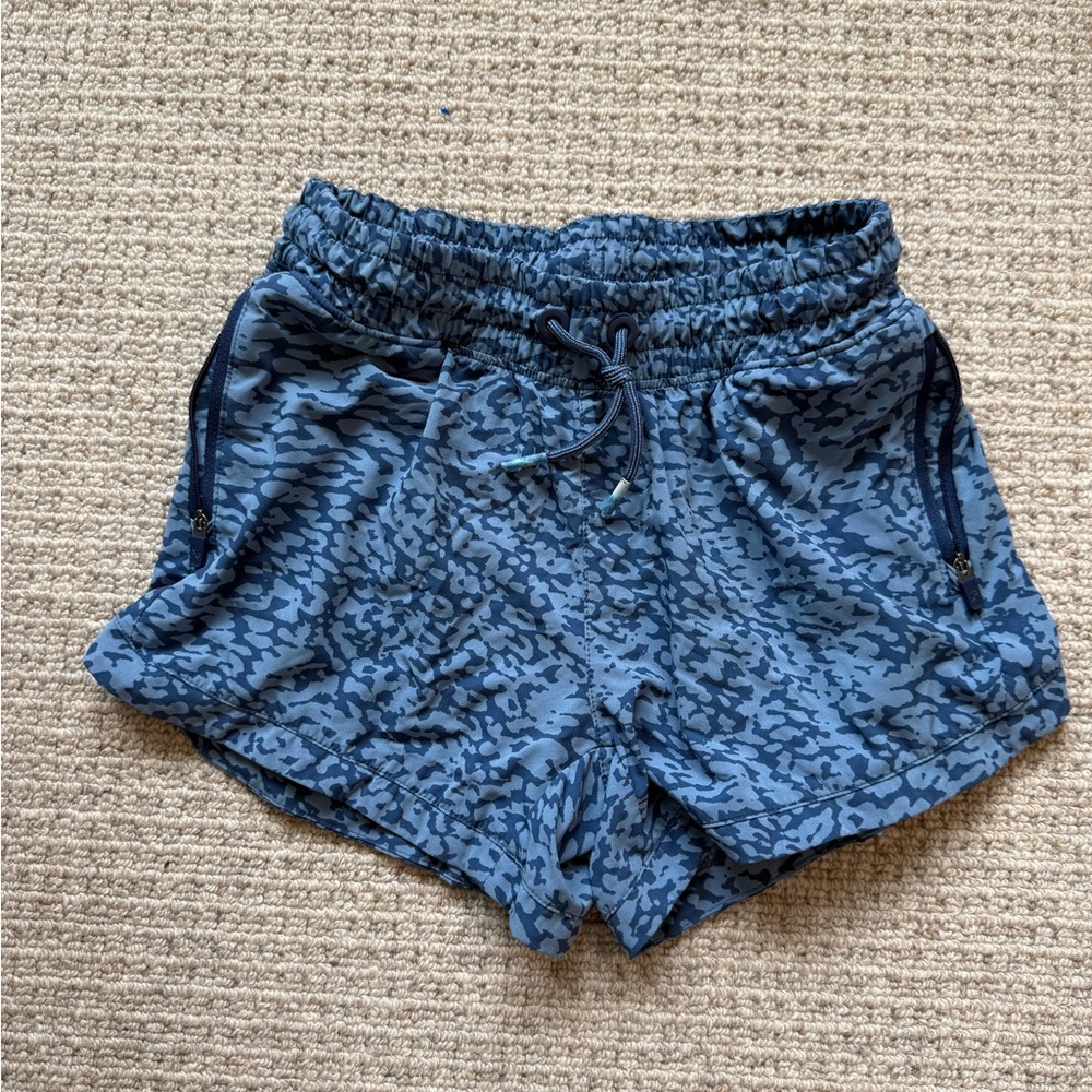Athleta Blue Athletic Shorts Moisture-Wicking Relaxed Fit